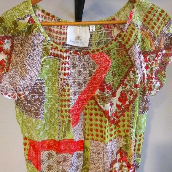 Airy Crinkle Gauze Side Knot Tunic - Picture 1 of 8